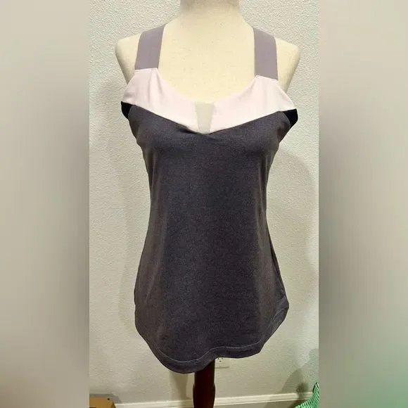 ALO Yoga Tank - Picture 1 of 5
